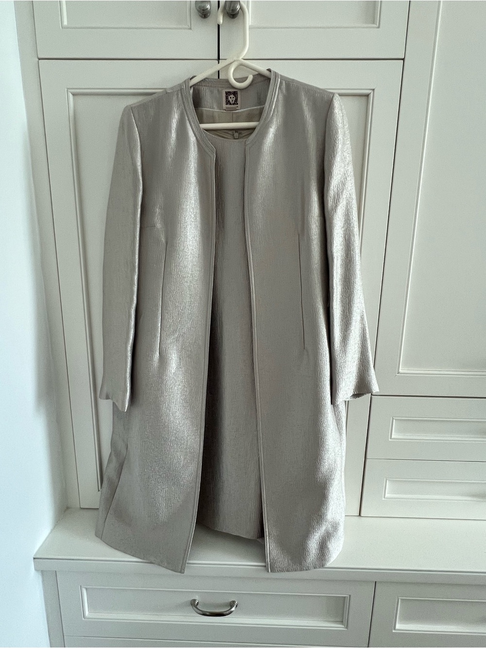 Anne Klein 2 pcs Soft Gold Metallic Midi Dress and jacket. Luxury chic!